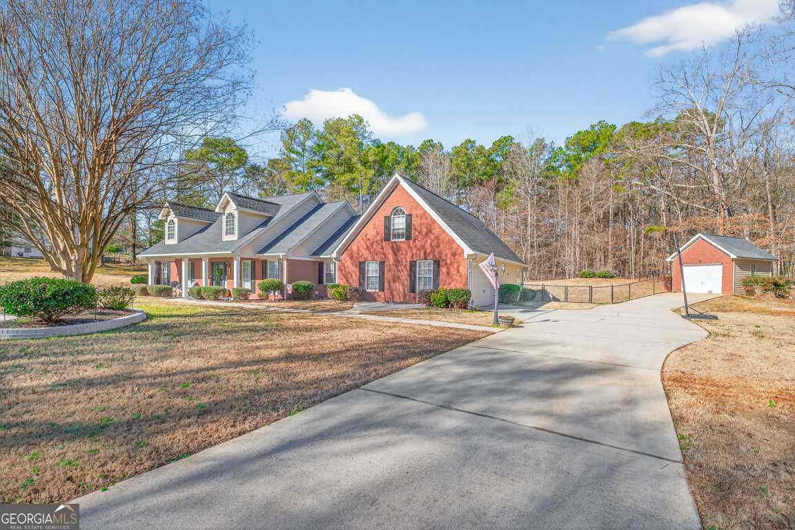 HD_106947267208496053527853686